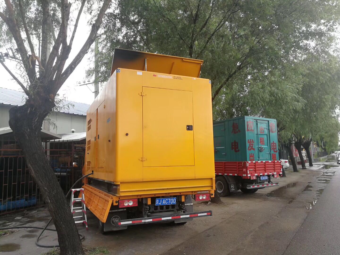 大雨致使多地突發(fā)停電，兩臺(tái)發(fā)電車通州應(yīng)急供電中